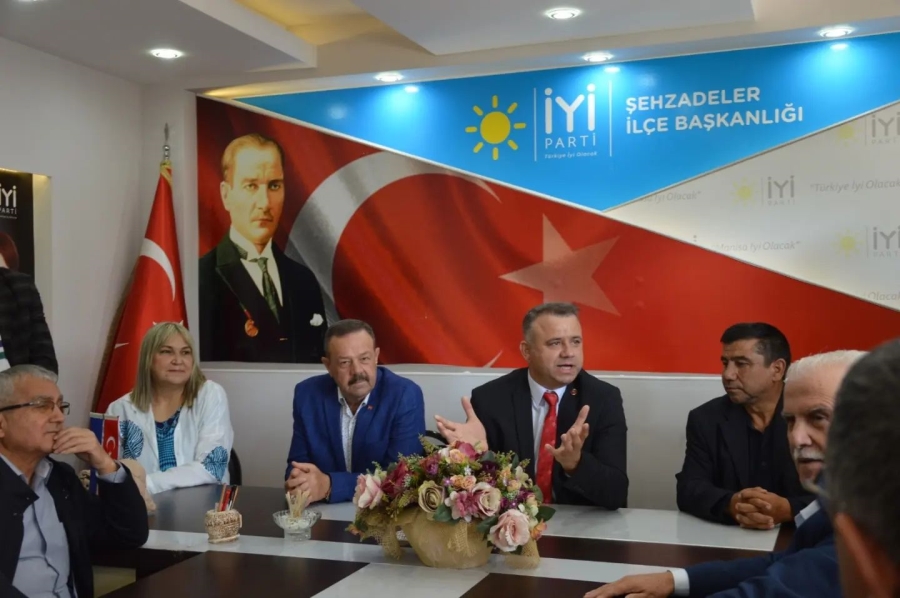 Mümin Yılmaz  İyi Parti İlçe Başkanlığı Adaylığını Açıkladı