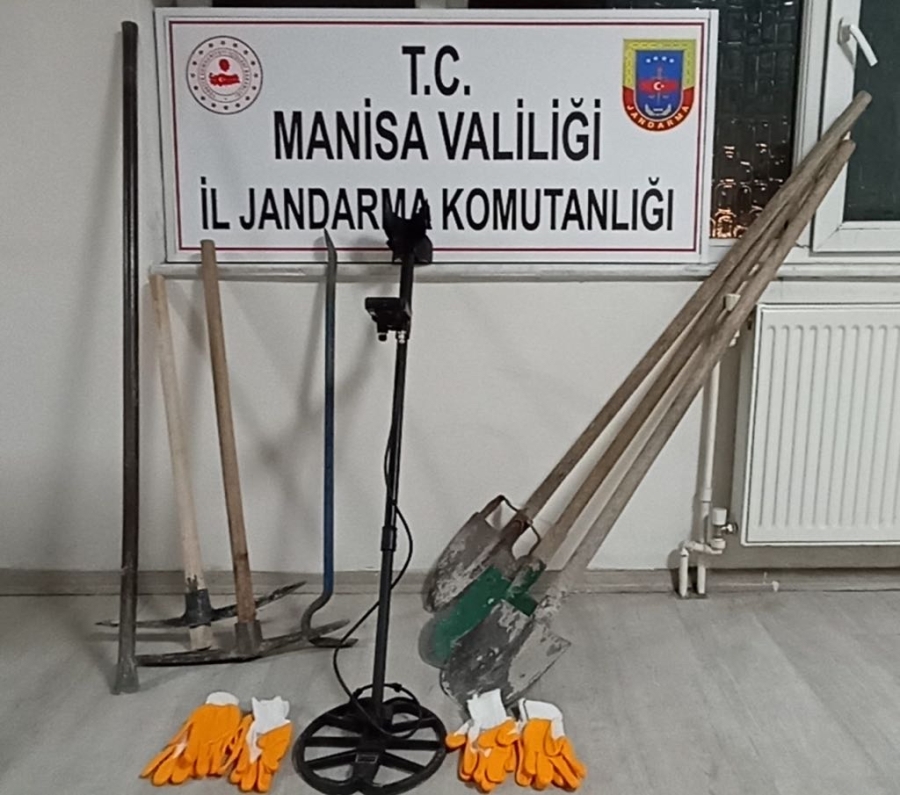 SARUHANLI APAK