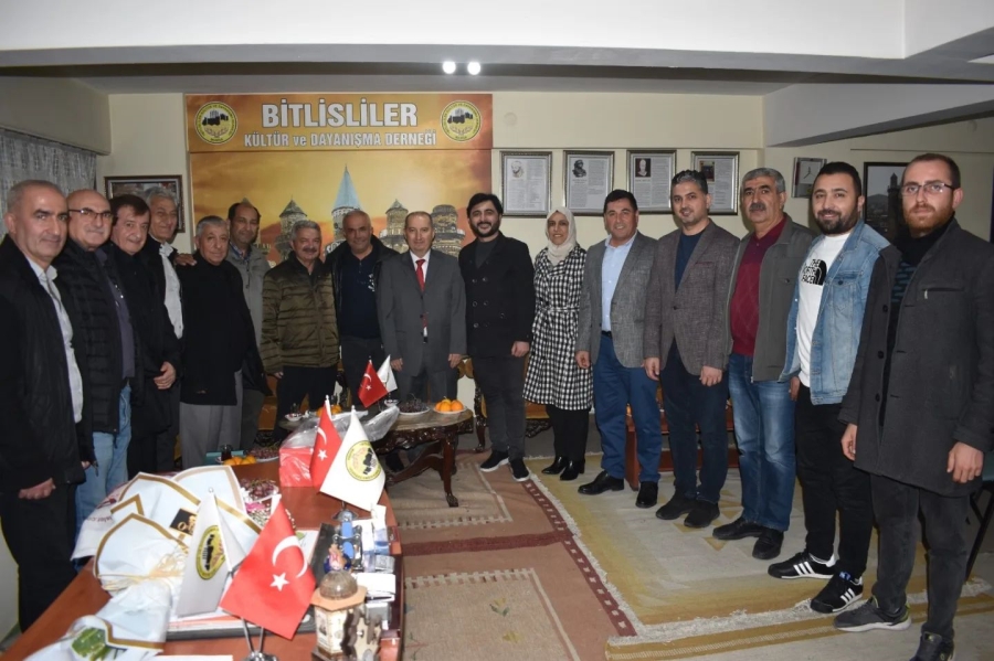 Manisa Hemşehri Kültürleri Dayanışma Derneğinden Başkan Çiçek