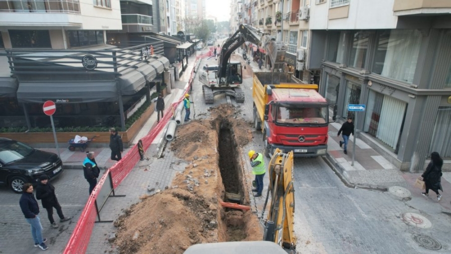   Avni Gemicioğlu Caddesi