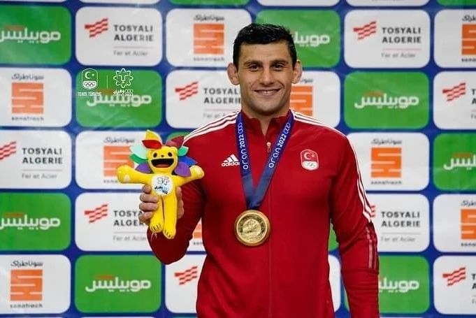 Judoda Vedat Albayrak’tan altın madalya