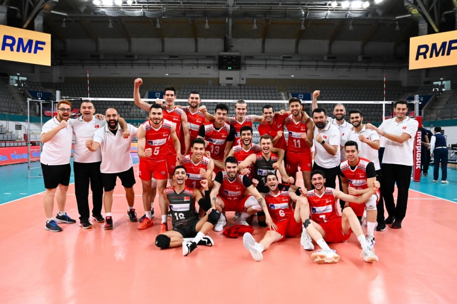 U22 Erkek Milli Takımımız Avrupa Şampiyonasında Yarı Finale Yükseldi