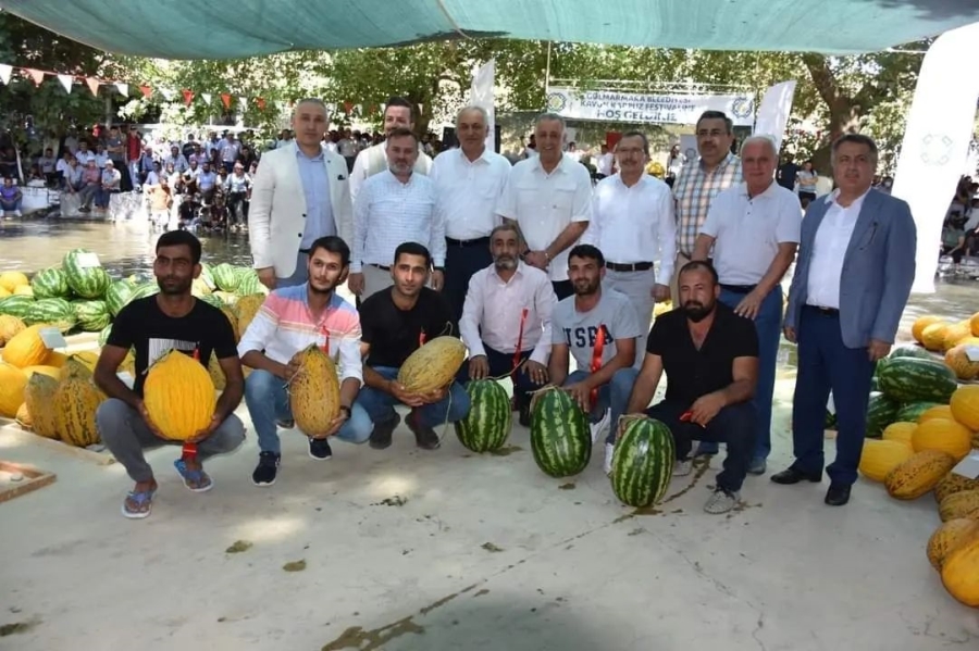 GÖLMARMARA’DA KAVUN KARPUZ FESTİVALİ DÜZENLENDİ