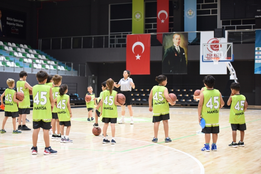 Manisa BBSK’nın Basketbol Yaz Okulu Kayıtları Devam Ediyor