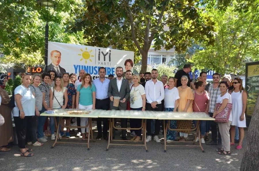 İYİ PARTİ YUNUSEMRE’DEN BİN KİŞİLİK AŞURE HAYRI