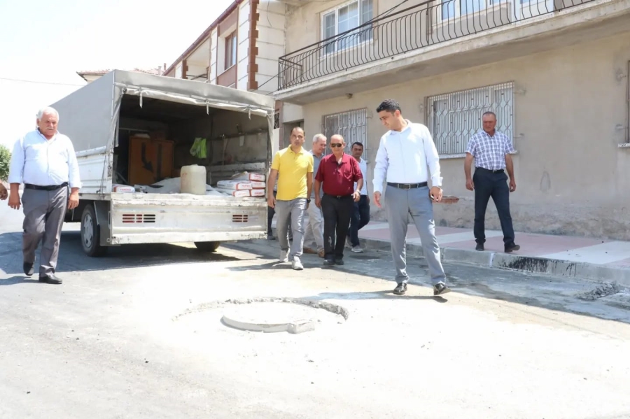 Mütevellide Baca ve Yağmur Suyu Izgara Yükseltme Çalışmaları Sürüyor