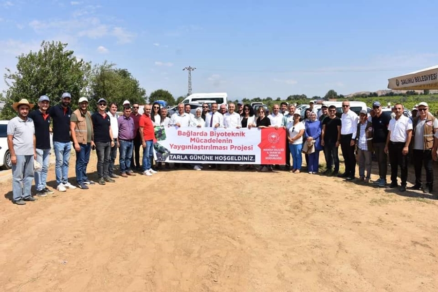 BAĞDA BİYOTEKNİK MÜCADELENİN YAYGINLAŞTRILMASI TARLA GÜNÜ