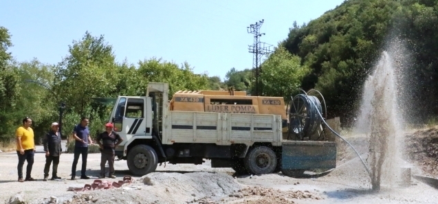 Manisa’da 20 yıllık su ihtiyacına karşılayacak sondajlar vuruluyor