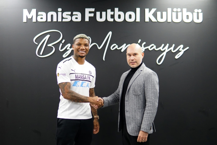 Junior Fernandes Manisa FK