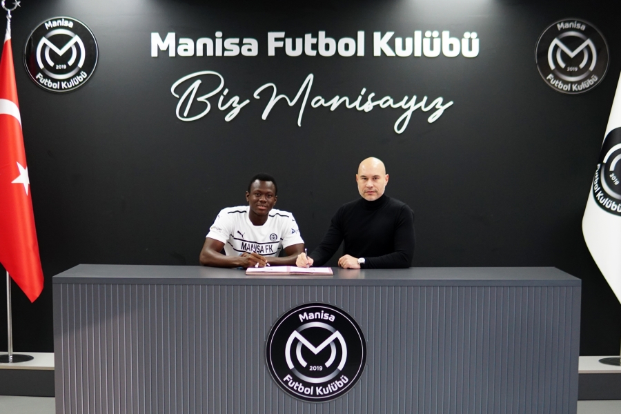 Manisa  Fk Mamadou Cissokho ile profesyonel sözleşme imzaladı
