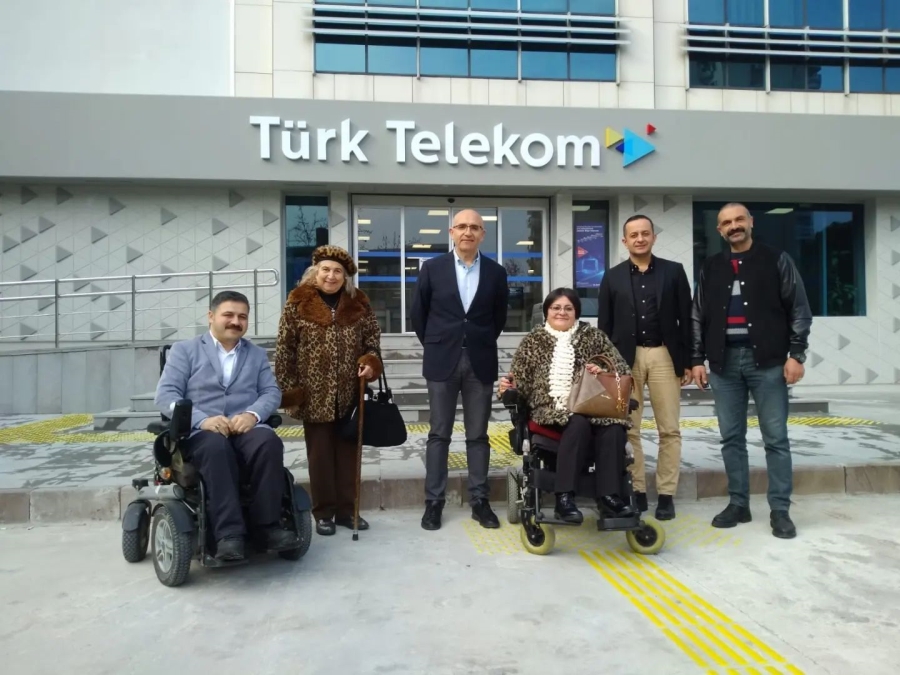 TÜRK TELEKOM TÜM ENGELLERİ KALDIRDI