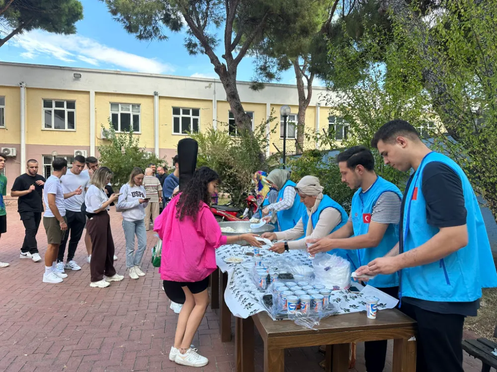 TDV Manisa Kadın Kollarından “İçimizi Isıtan İyilik” Etkinliği