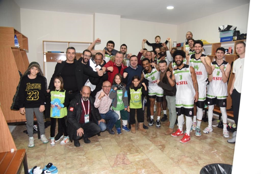 Manisa Büyükşehir Belediyespor-TOFAŞ (82-76)