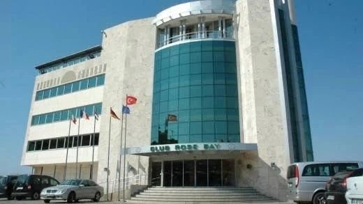 Manisalı Otel işletmecisi genç iş insanından depremzede ailelere davet;