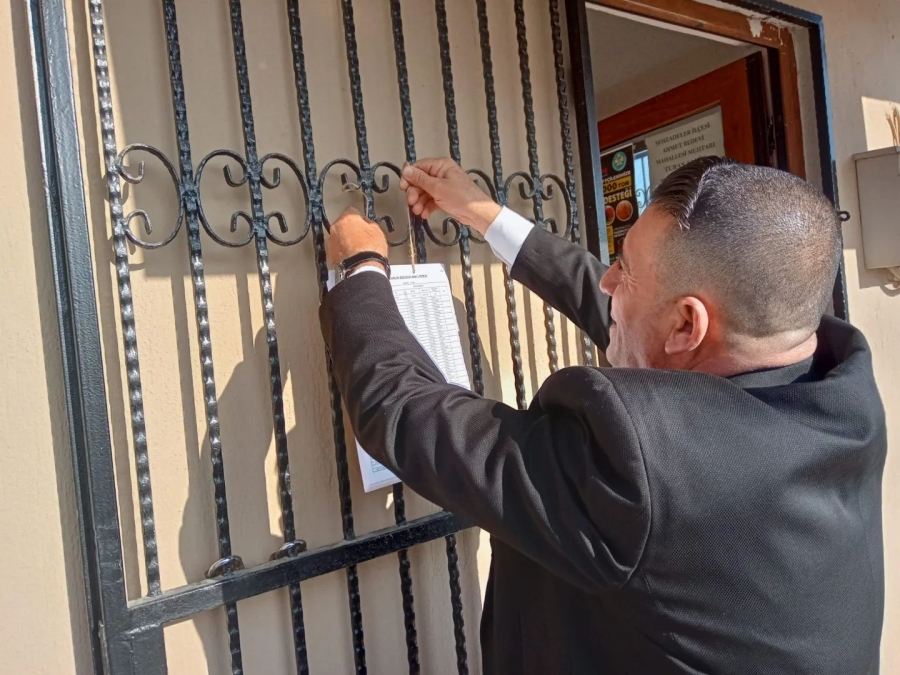 SEÇMEN LİSTELERİ ASKIYA ÇIKTI