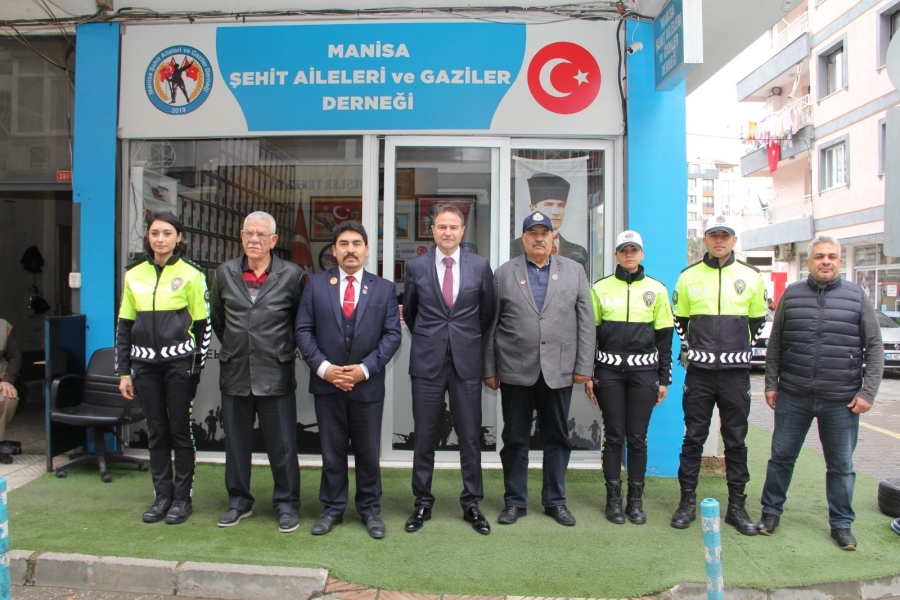 Manisa İl Emniyet Müdürü Mesut Gezer