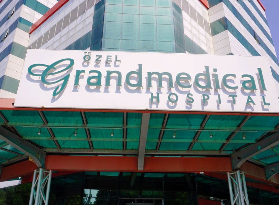 Grandmedical şifa dağıttı