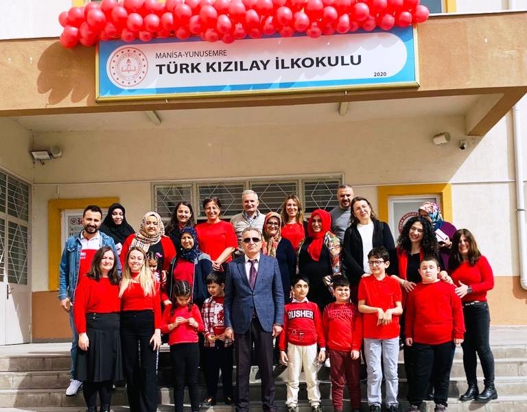 TÜRK KIZILAY İLKOKULU OTİZME KIRMIZI IŞIK YAKTI !