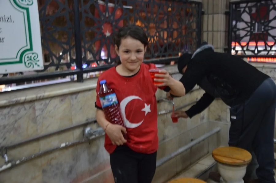 YARHASANLAR CAMİİ