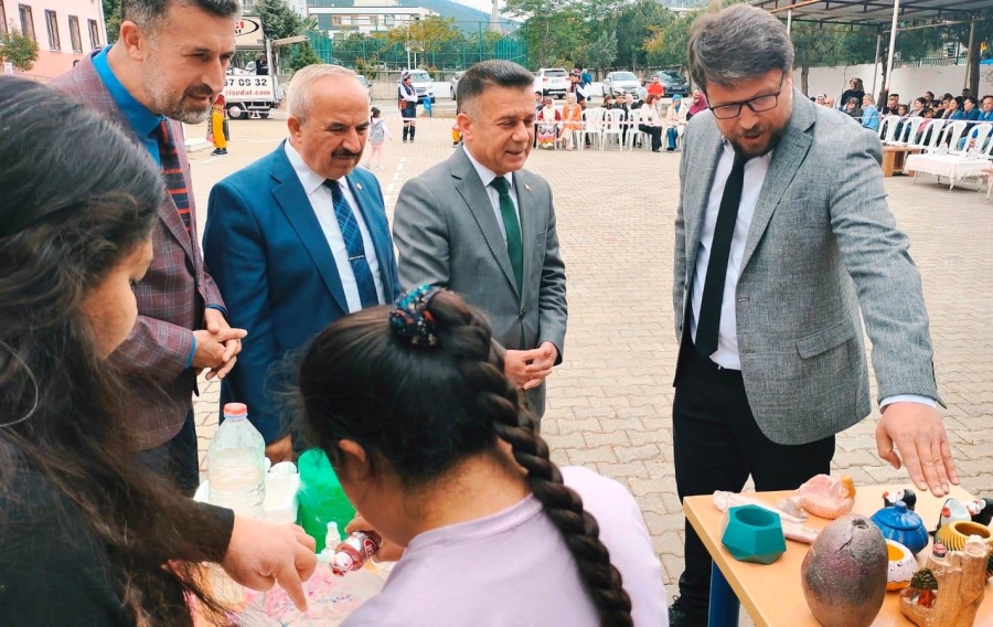 Manisa’da özel öğrencilerden özel sergi