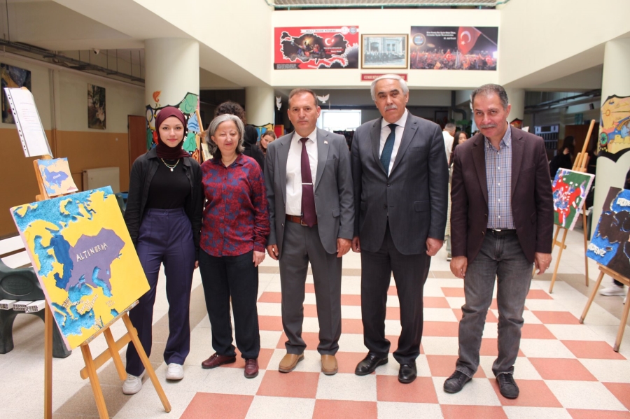 Manisa Hasan Türek Anadolu Lisesinden anlamlı sergi