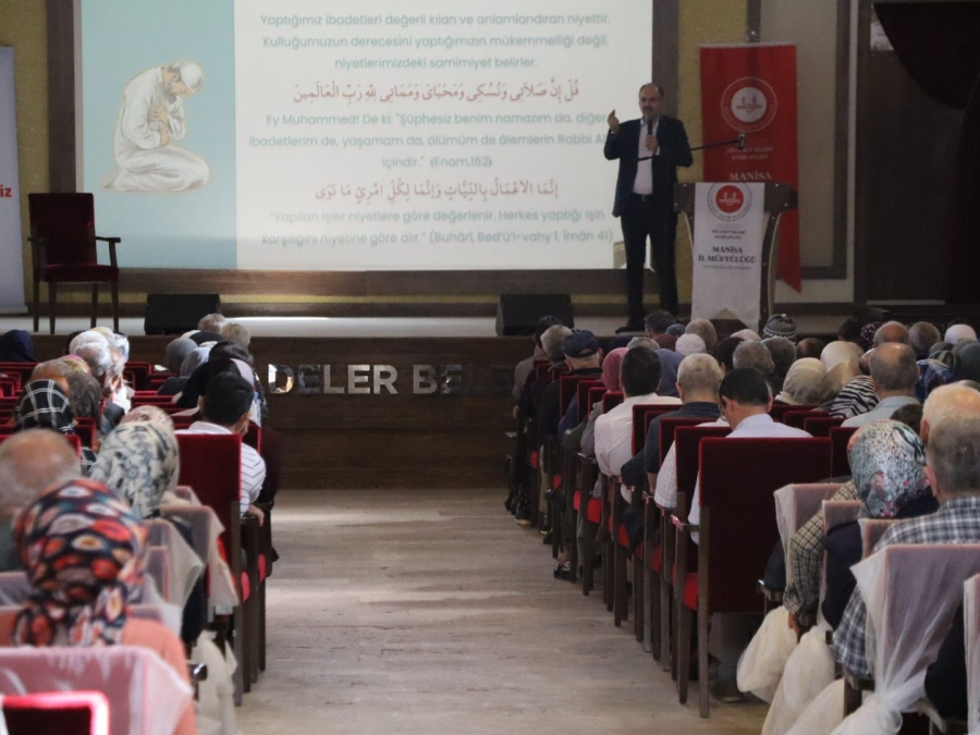 Manisa’da 2023 Hac Yolcularına Seminer Verildi