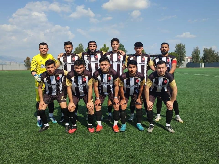 Üzümovalı Gençlikspor Farklı Kazandı 1-5