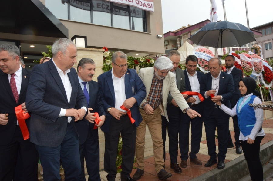 Manisa Eczacı Odası yeni hizmet binası  açıldı 