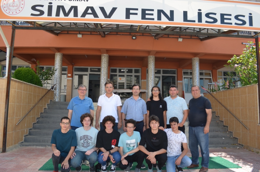 SİMAV FEN LİSESİ’NİN ALTIN ÇOCUKLARI