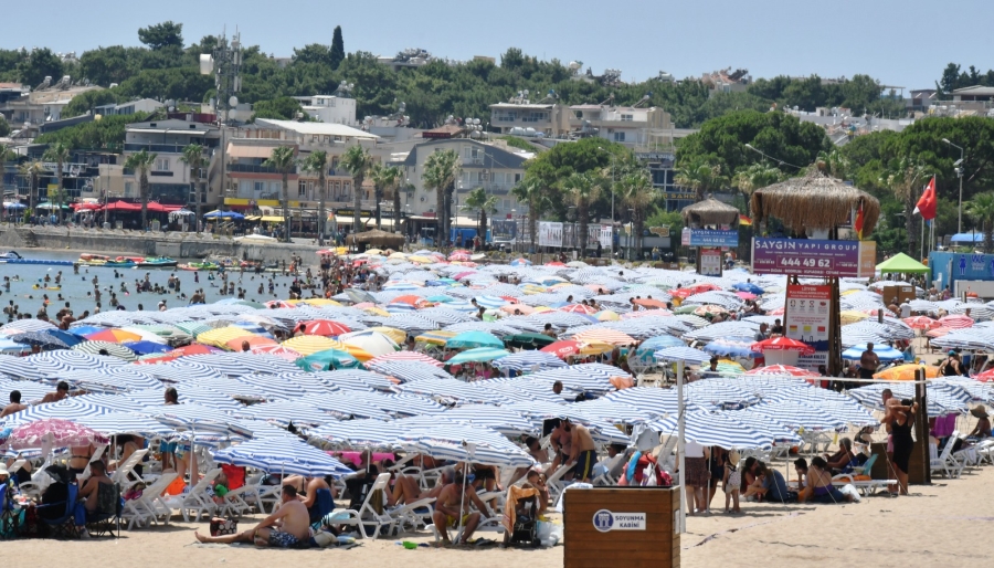 Güney Ege Aydın Didim sahillerine akın etti