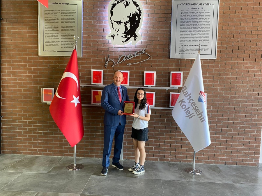 MANİSA BAHÇEŞEHİR ORTAOKULU TÜRKİYE BİRİNCİLERİ MANİSA FEN VE TEKNOLOJİ LİSESİNİ TERCİH ETTİ