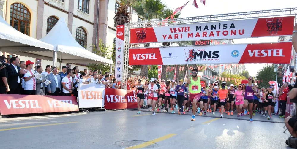 Vestel Manisa Yarı Maratonu koşuldu