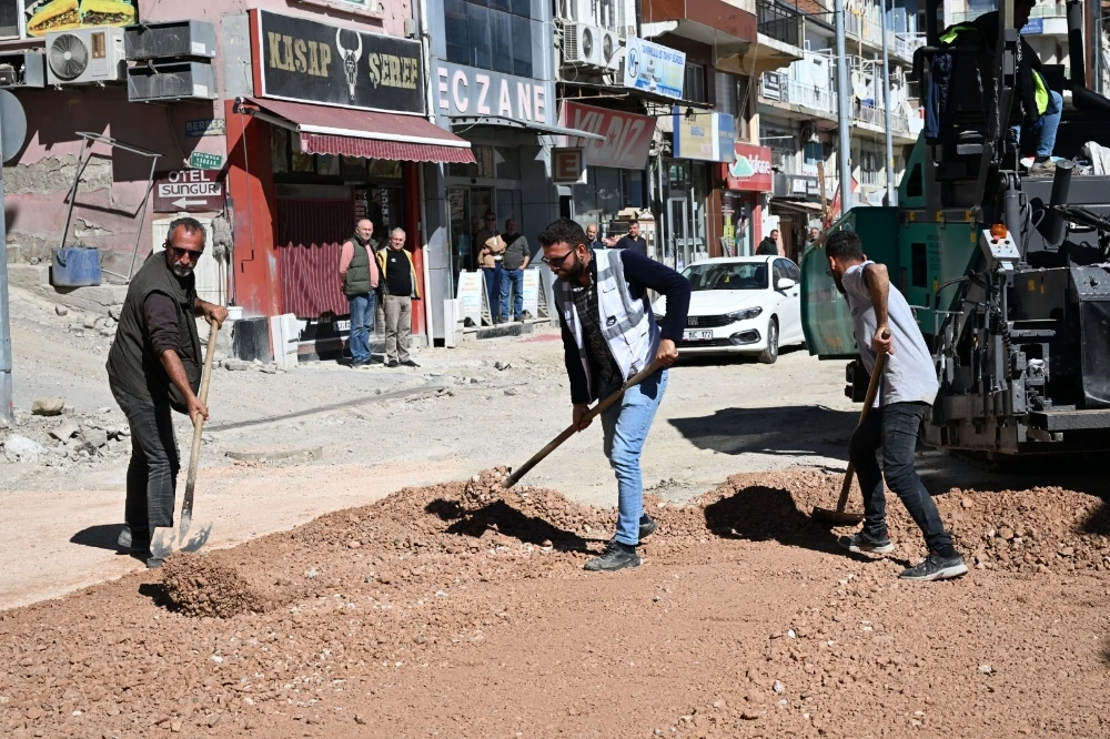 Demirci’de 7 Kilometrelik Yol Ağı Yenileniyor
