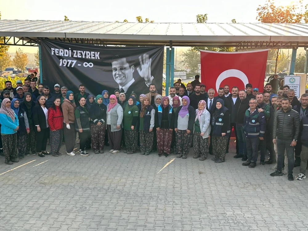 Manisa Büyükşehir Belediyesi’nden Merhum Başkan Ferdi Zeyrek ve Çalışanlar İçin Lokma Hayrı
