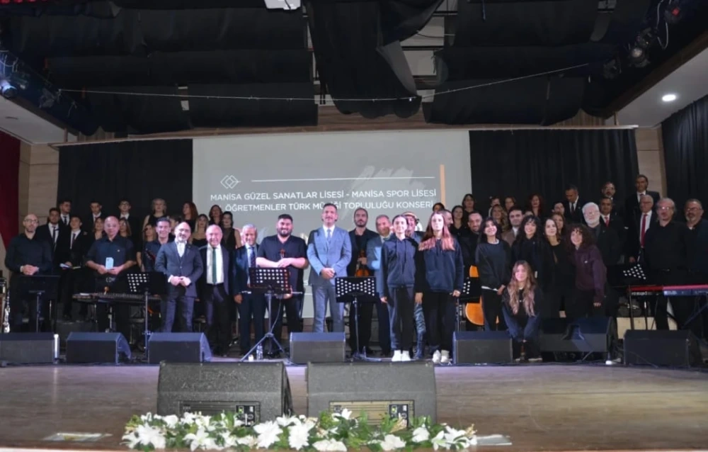 Manisa’da Öğretmenler Günü’ne Özel Türk Müziği Konseri