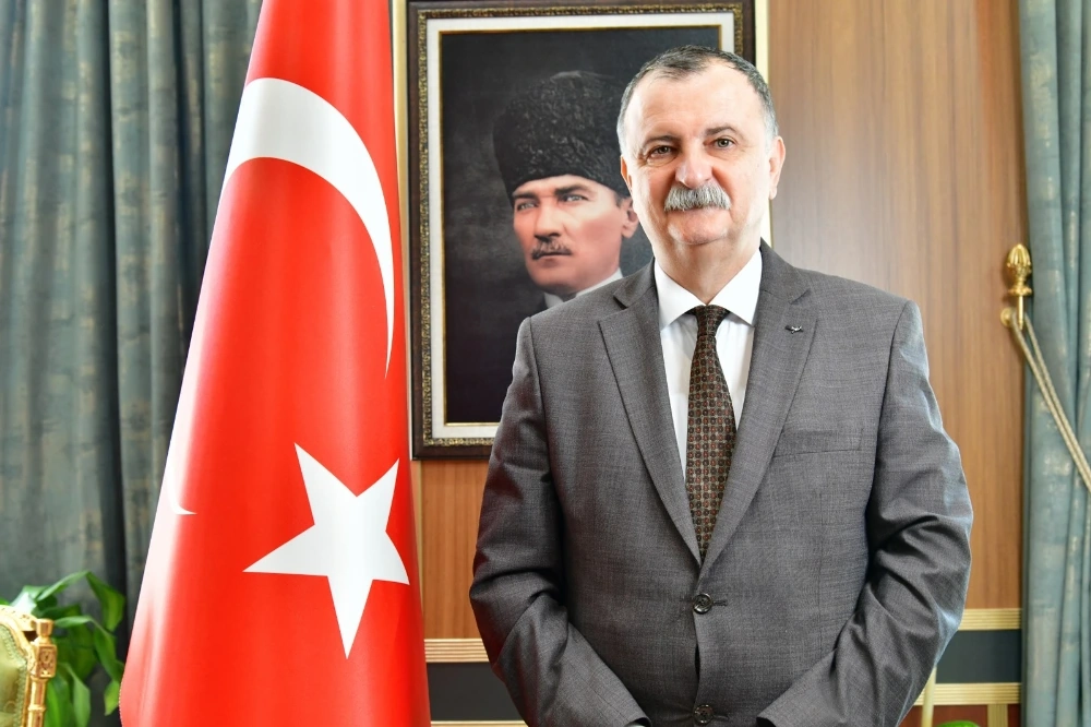 Başkan Balaban: “Atatürk’ün Vizyonu Yarınlarımıza Yön Veren Evrensel Bir Değerdir”