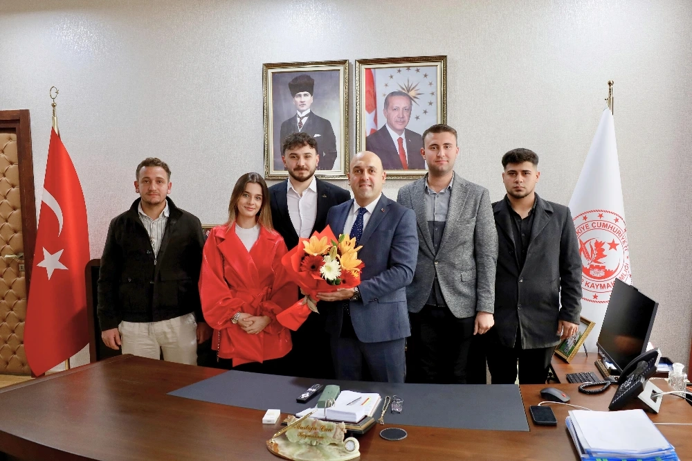 AK Parti Akhisar Gençlik Kolları’ndan Kaymakam Can’a ziyaret