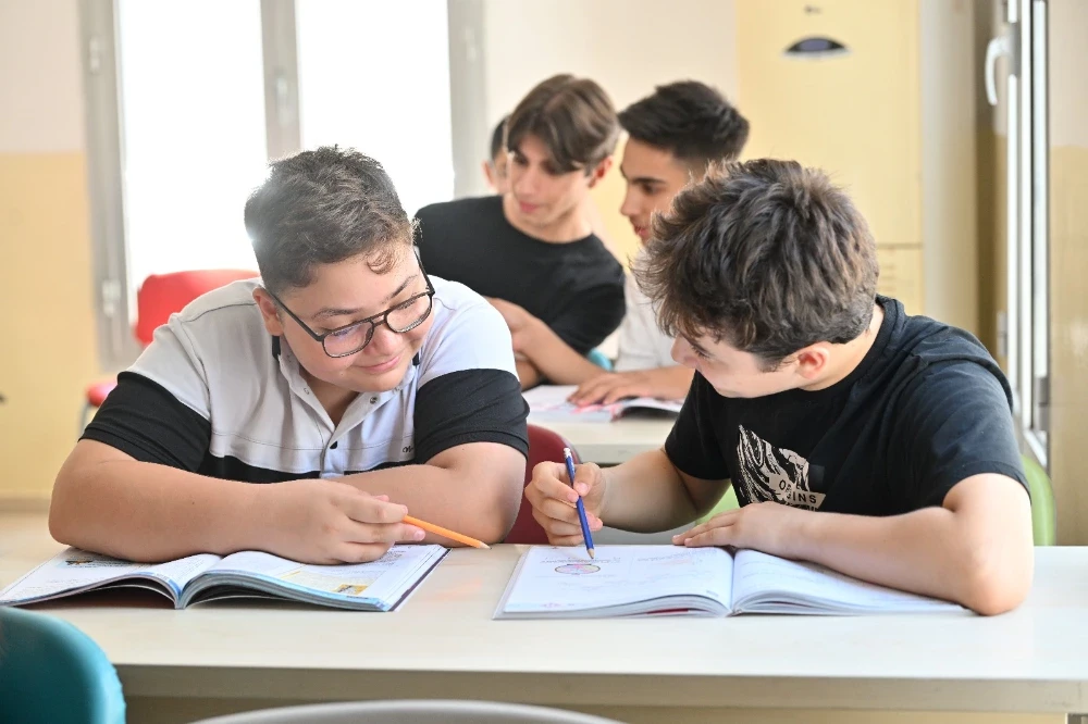 MABEM’den LGS’de Büyük Başarı: 500 Tam Puanla Türkiye Birinciliği