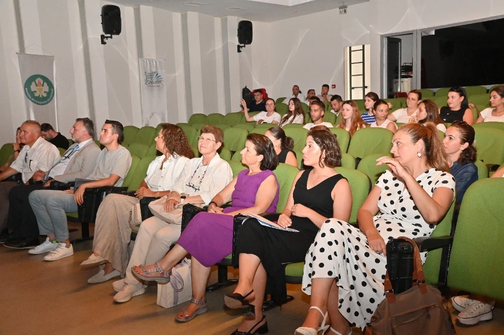Manisa Büyükşehir’den “Bağımlılığı Terk Et” Semineriyle Farkındalık Çağrısı