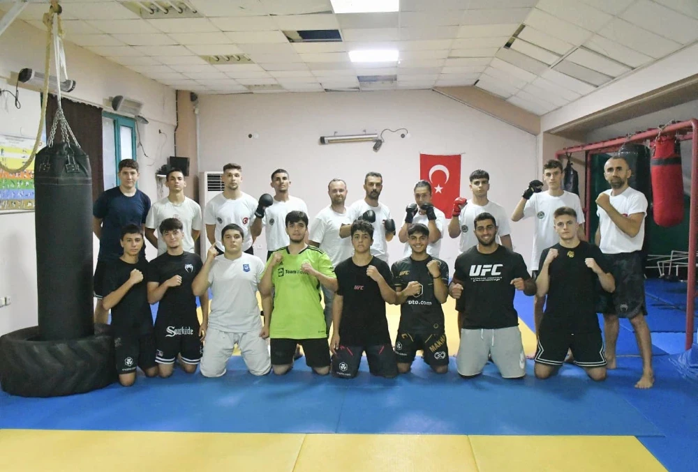 Manisa’da MMA Rüzgârı: İlgi Salonlara Sığmıyor
