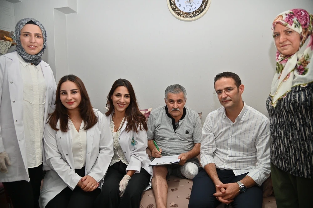 Manisa Büyükşehir’den Vatandaşlara Evde Bakım Desteği