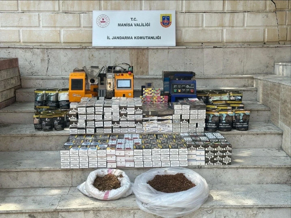 Alaşehir’de Kaçak Tütün Operasyonu: 67 Bin Sarılmış Sigara Ele Geçirildi