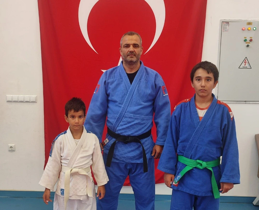 Manisalı Kardeşler Alp ve Egemen, Judoda Babalarının İzinden Gidiyor