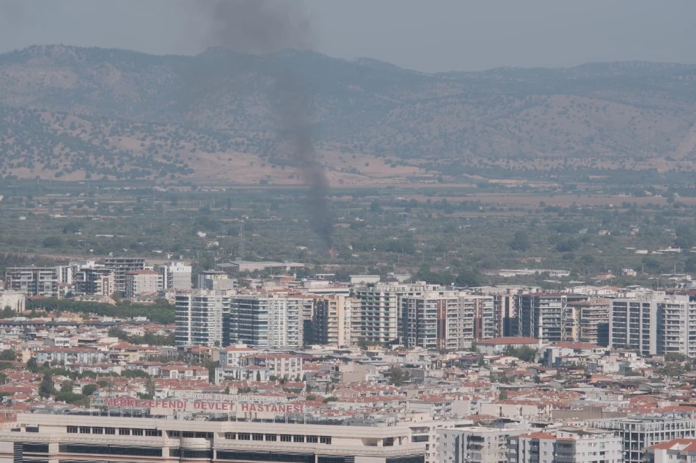 Muradiye Yolu’ndaki Palet Fabrikasında Korkutan Yangın