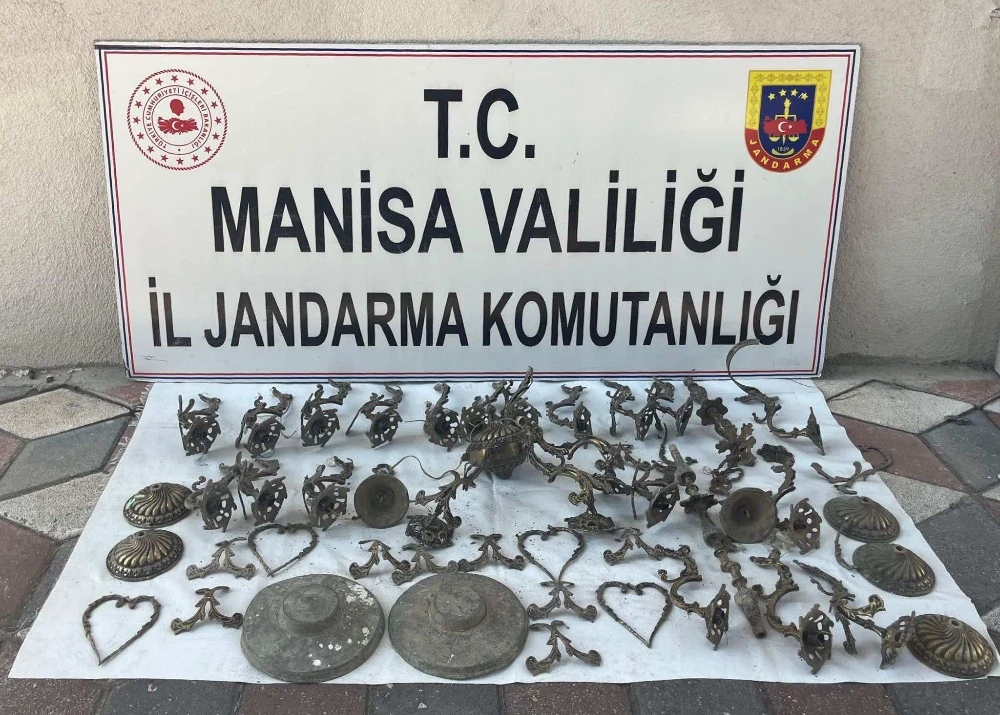 Soma’da Kaçak Kazı Operasyonu: 10 Kişi Suçüstü Yakalandı