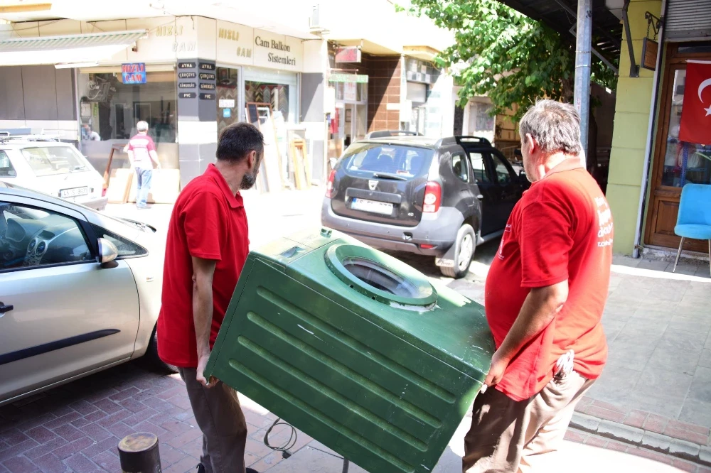 Şehzadeler Belediyesi’nden “Atma Paylaş” ile 404 Aileye Destek