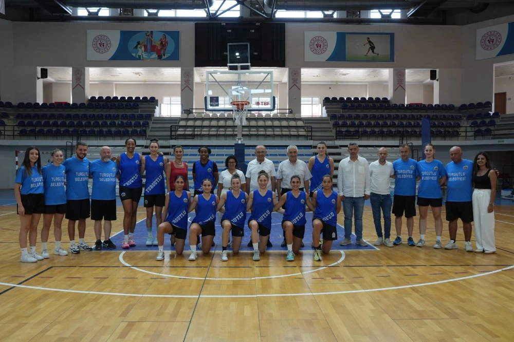 Turgutlu Belediyesi Kadın Basketbol Takımı İlk Maçına Çıkıyor