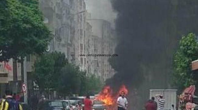 Seyir halindeki araç alev aldı 
