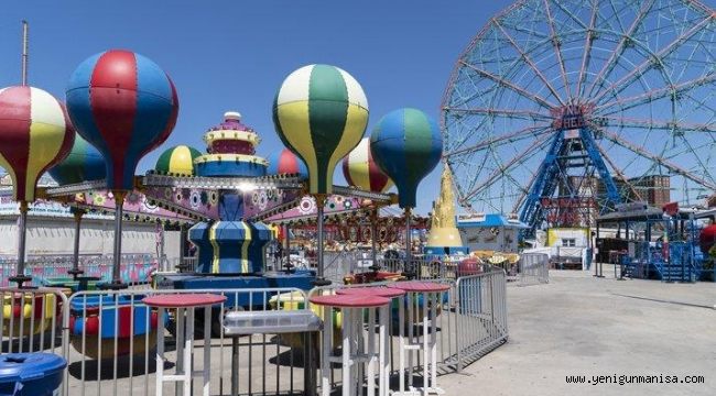 Lunapark ve Tematik Parklar Yarın Açılıyor