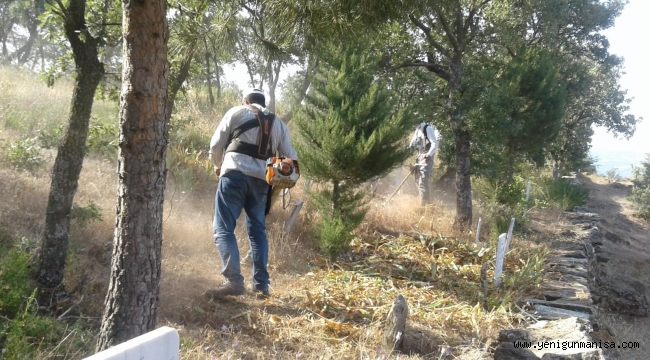 Mezarlıklarda temizlik Çalışması